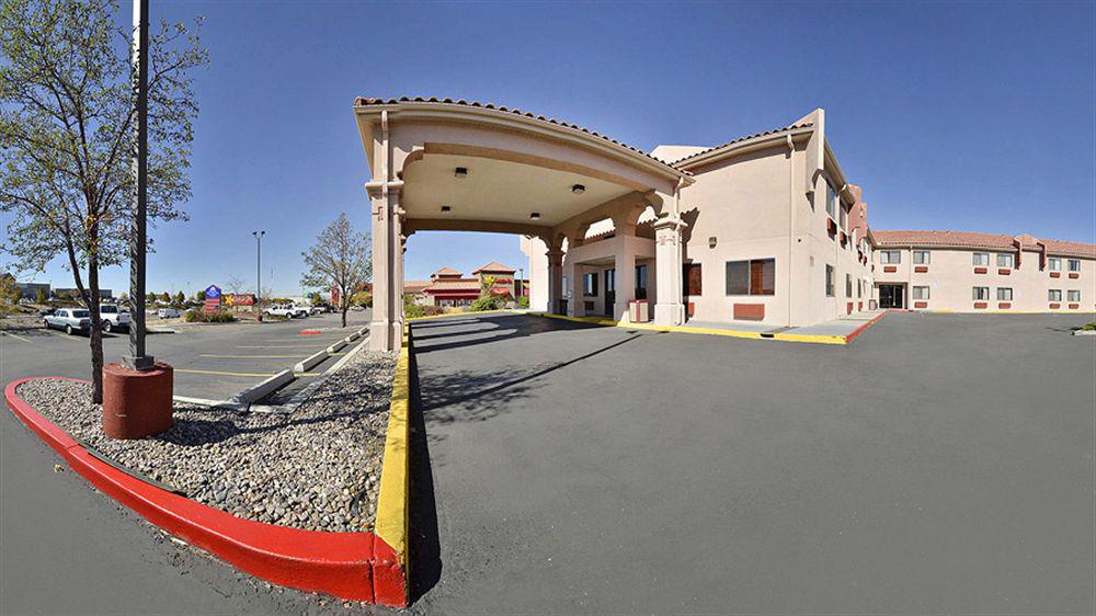 Quality Inn & Suites Albuquerque North Near Balloon Fiesta Park Exteriör bild