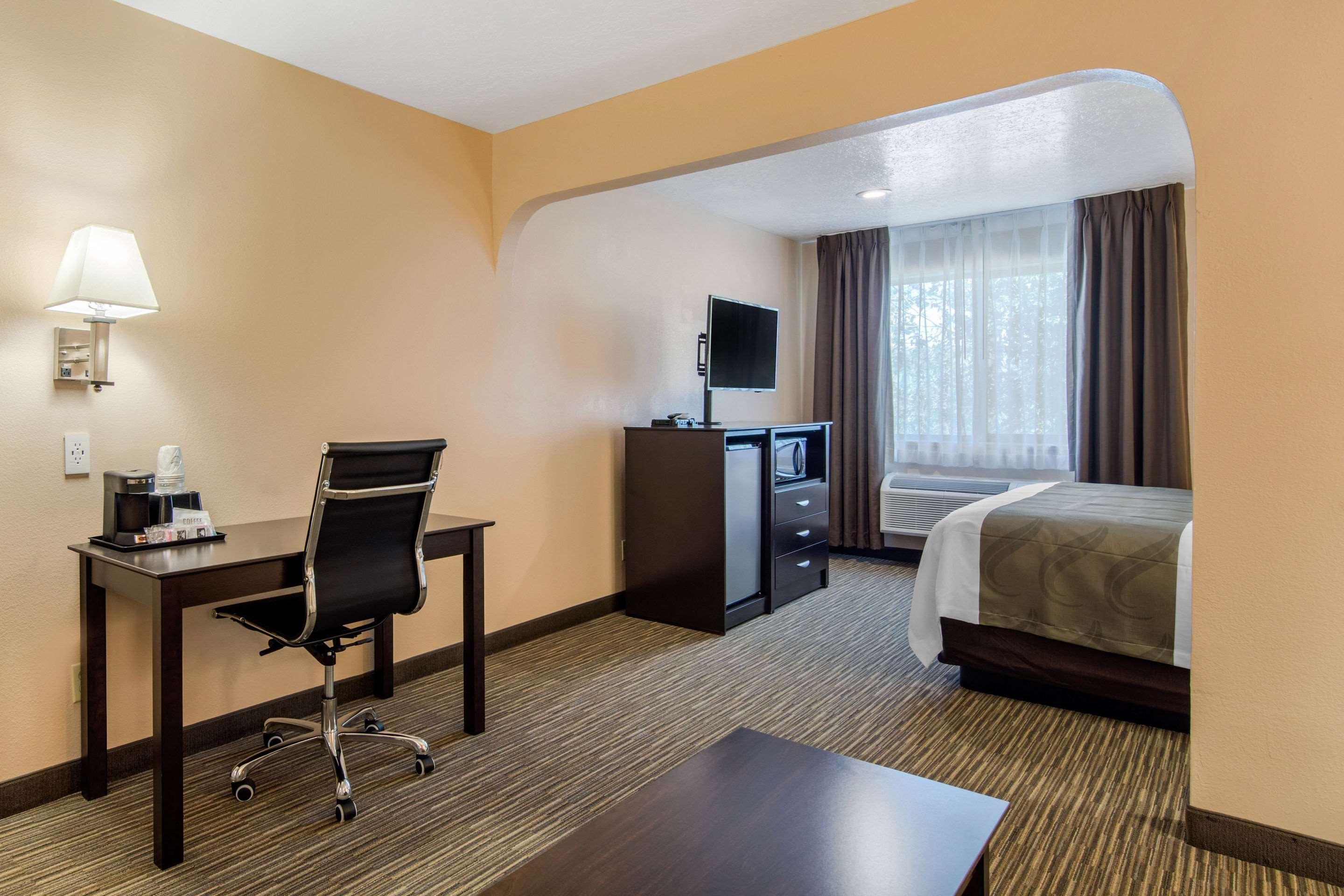 Quality Inn & Suites Albuquerque North Near Balloon Fiesta Park Exteriör bild